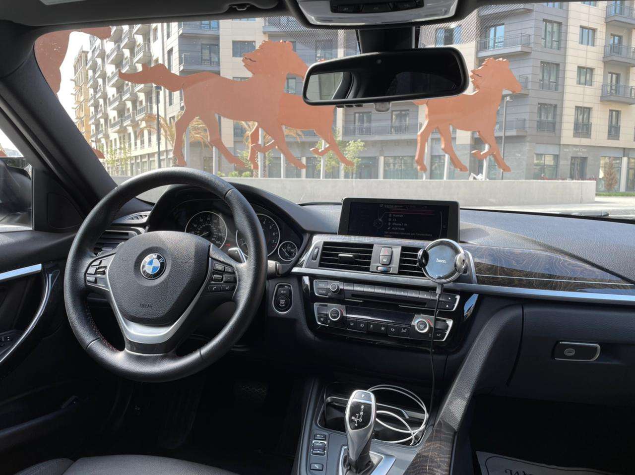 BMW 328, 2016 il, 2.0 L, 93 000 km