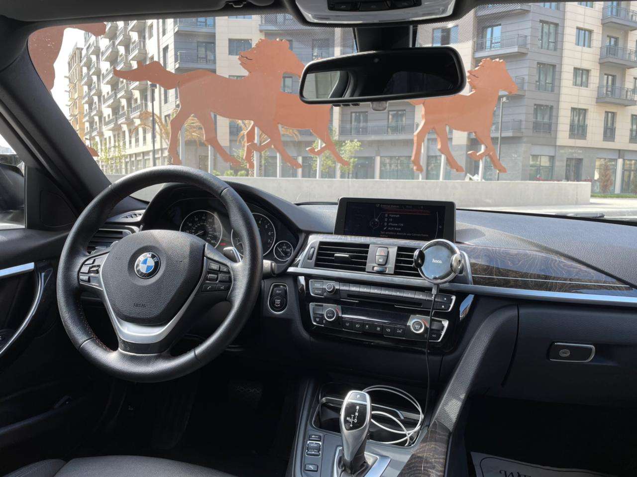 BMW 328, 2016 il, 2.0 L, 93 000 km