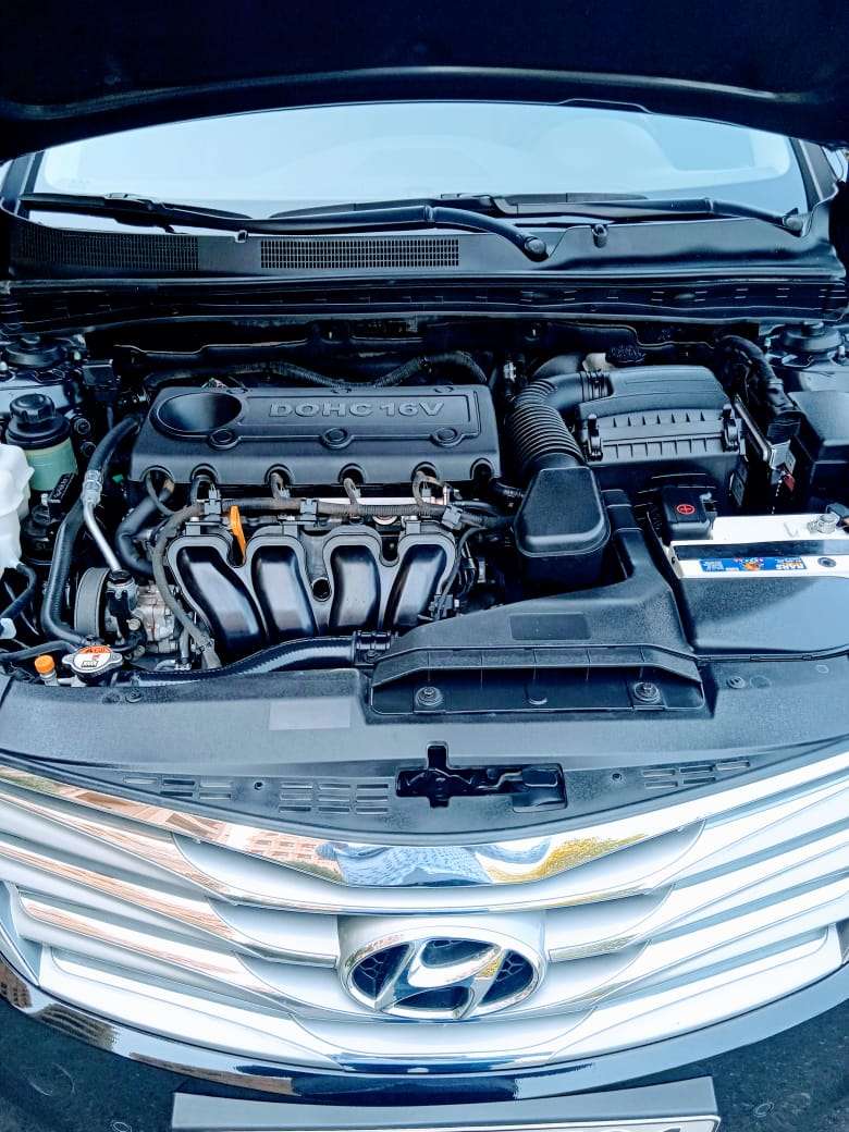 Hyundai Grandeur, 2013 il, 2.4 L, 122 456 km