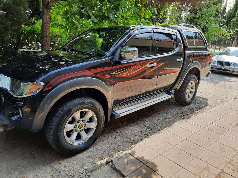 Mitsubishi L200, 2007 il, 2.5 L, 270 730 km