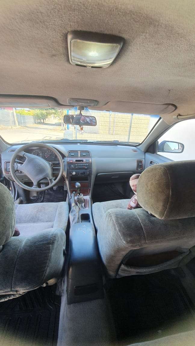 Nissan Maxima, 1998 il, 3.0 L, 270 000 km