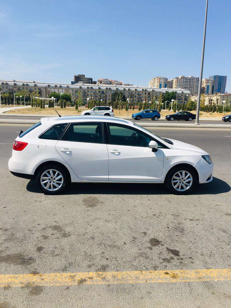 SEAT Ibiza, 2012 il, 1.6 L, 140 000 km