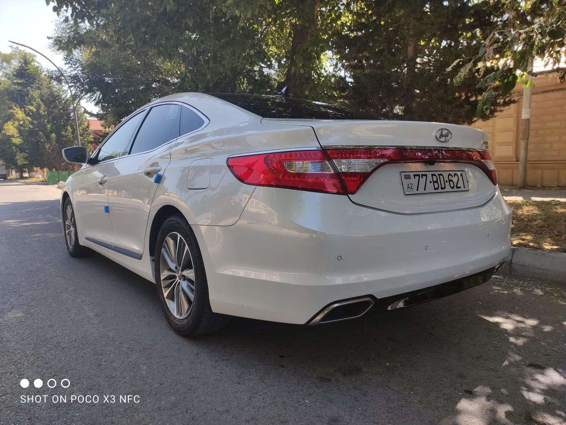 Hyundai Grandeur, 2014 il, 2.2 L, 102 000 km