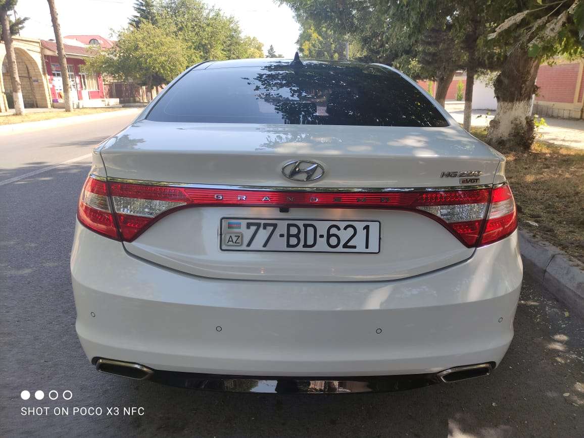 Hyundai Grandeur, 2014 il, 2.2 L, 102 000 km
