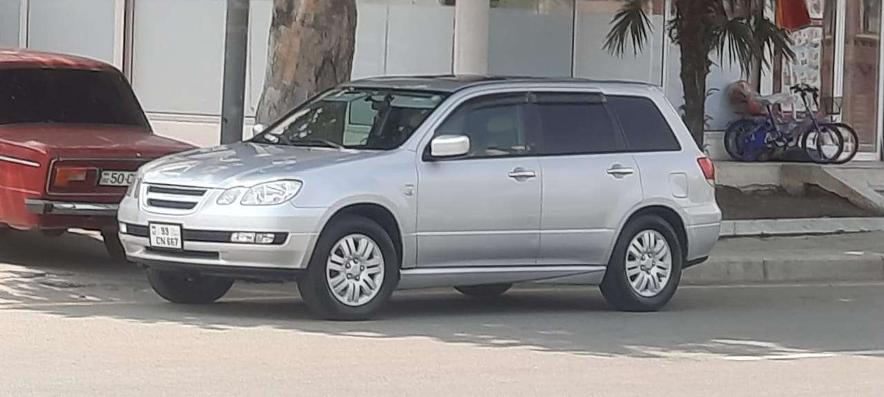 Mitsubishi Airtrek, 2001 il, 2.4 L, 123 500 km