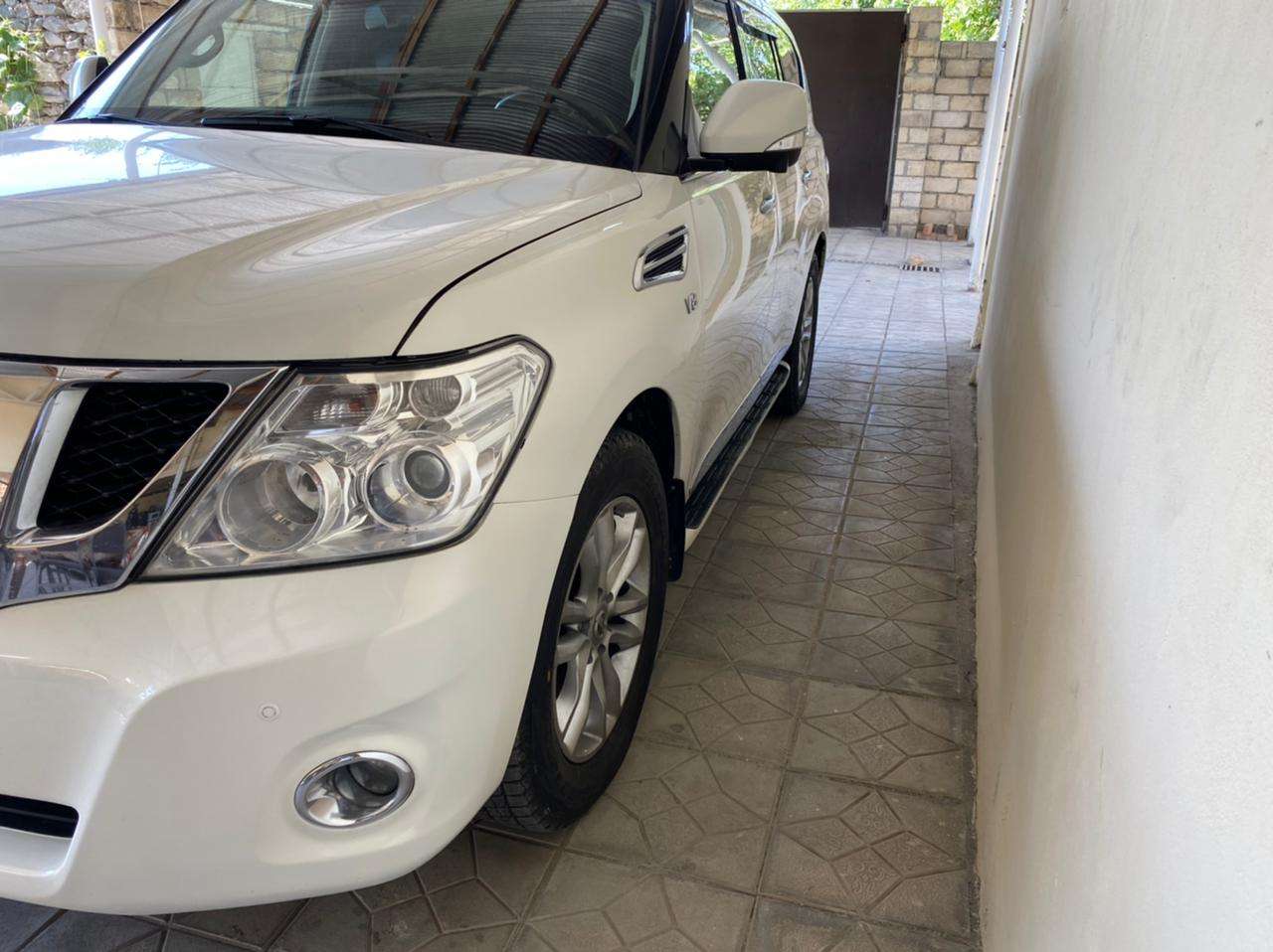 Nissan Patrol, 2011 il, 5.6 L, 146 000 km