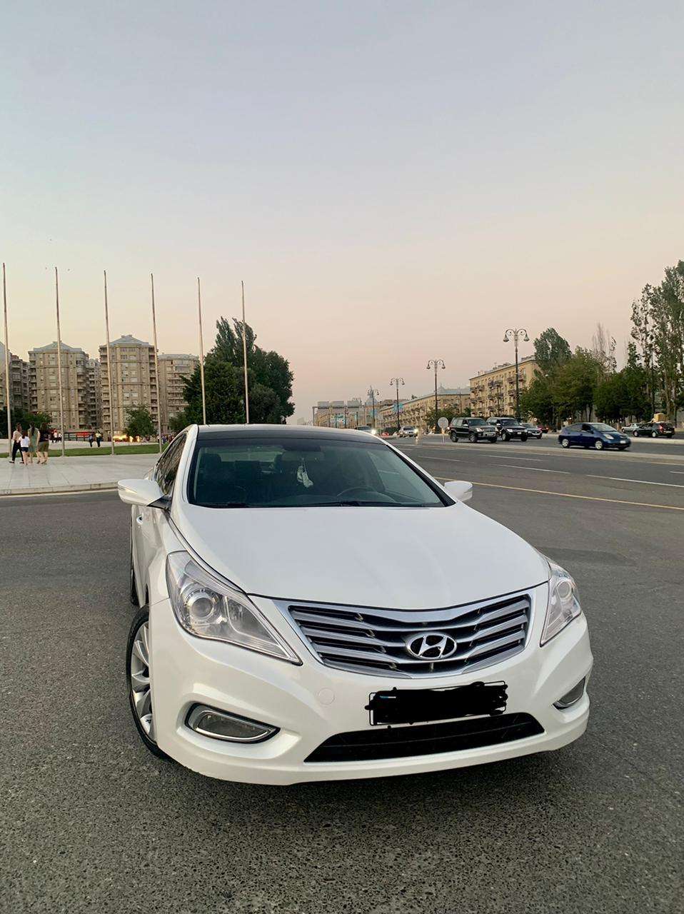 Hyundai Azera, 2013 il, 2.4 L, 185 000 km