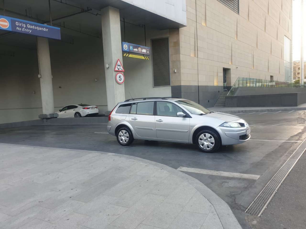 Renault Megane, 2009 il, 1.5 L, 210 000 km