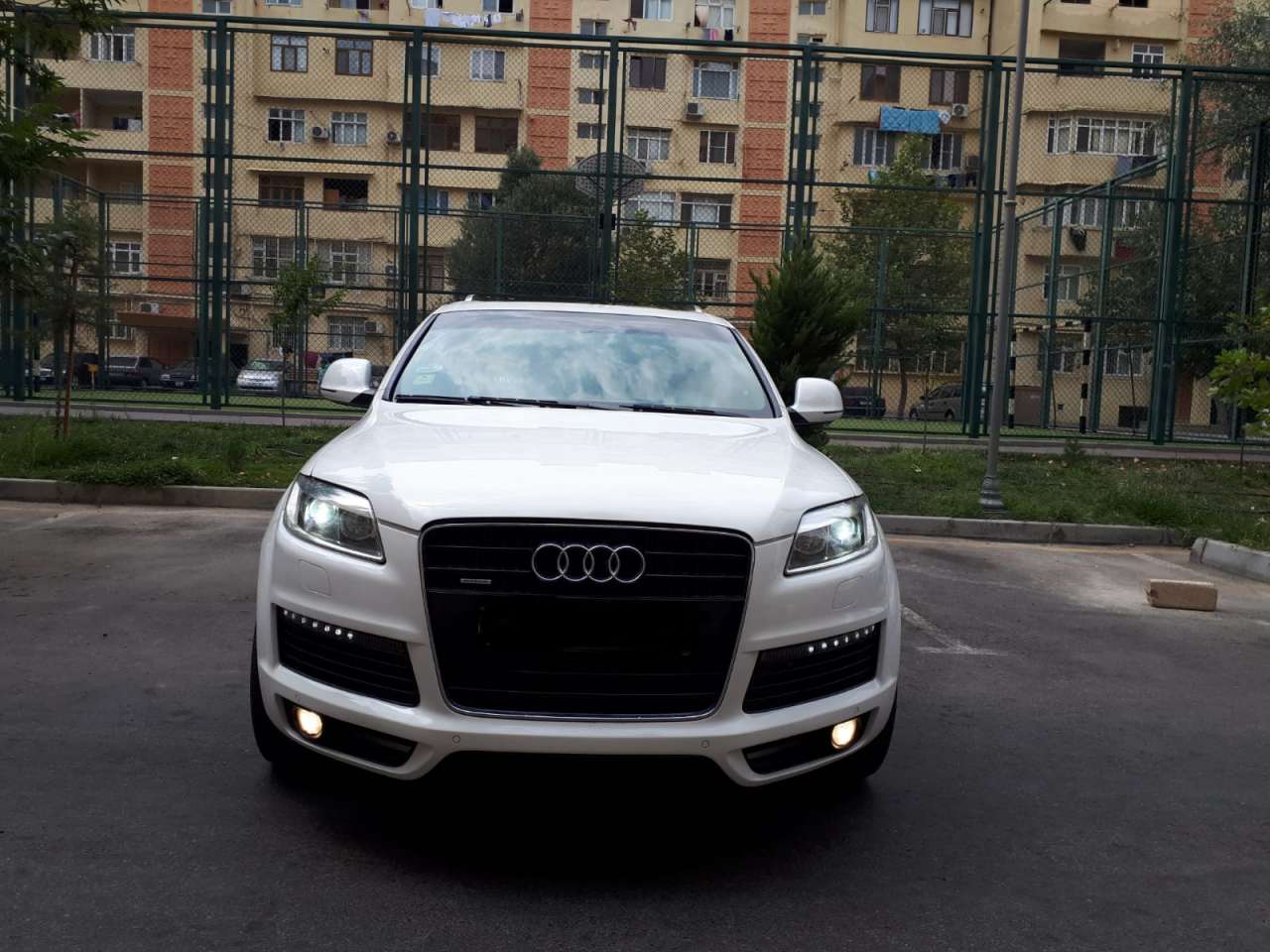 Audi Q7, 2008 il, 4.2 L, 181 000 km