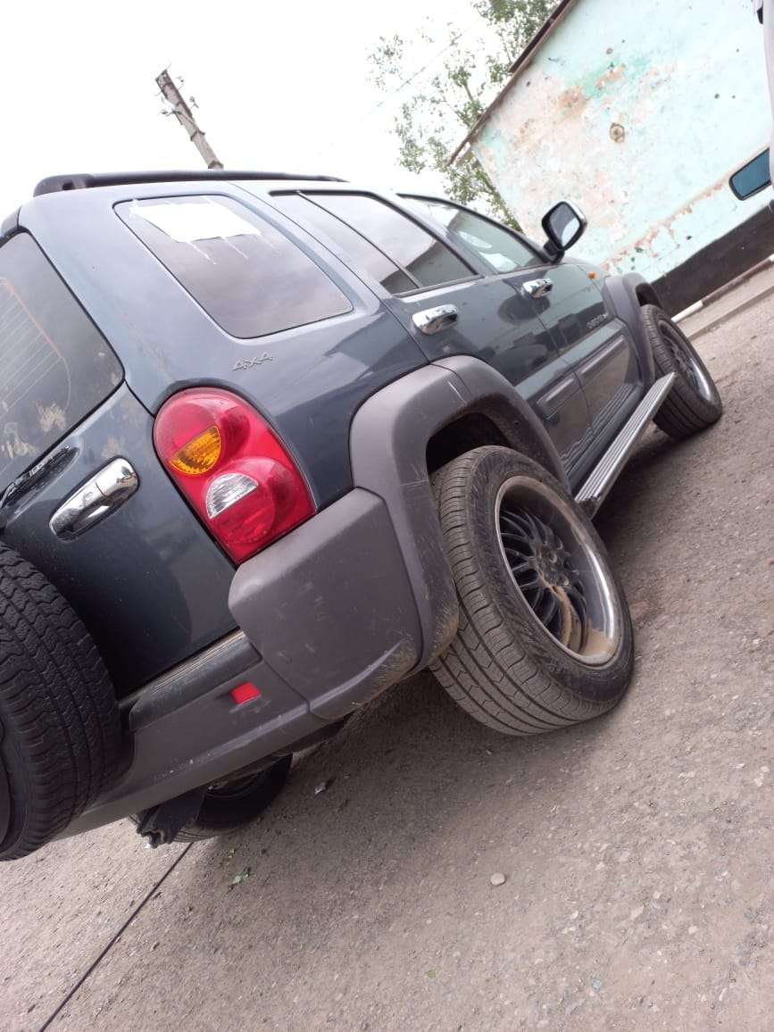 Jeep Liberty, 2002 il, 2.4 L, 278 000 km