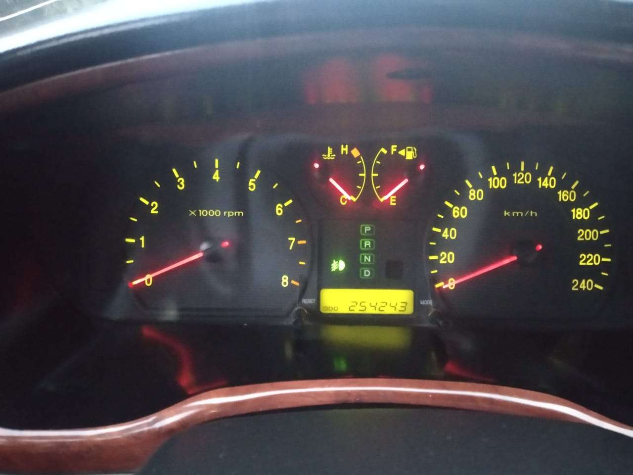 Hyundai Sonata, 2004 il, 2.0 L, 255 250 km