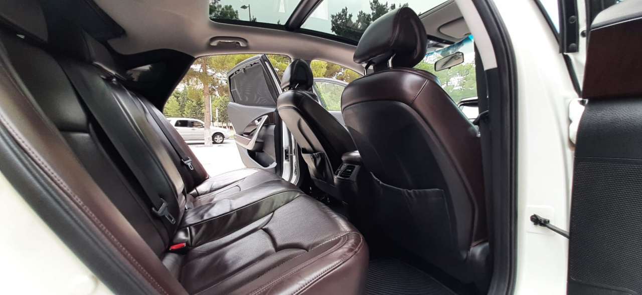 Hyundai Azera, 2012 il, 2.4 L, 196 000 km