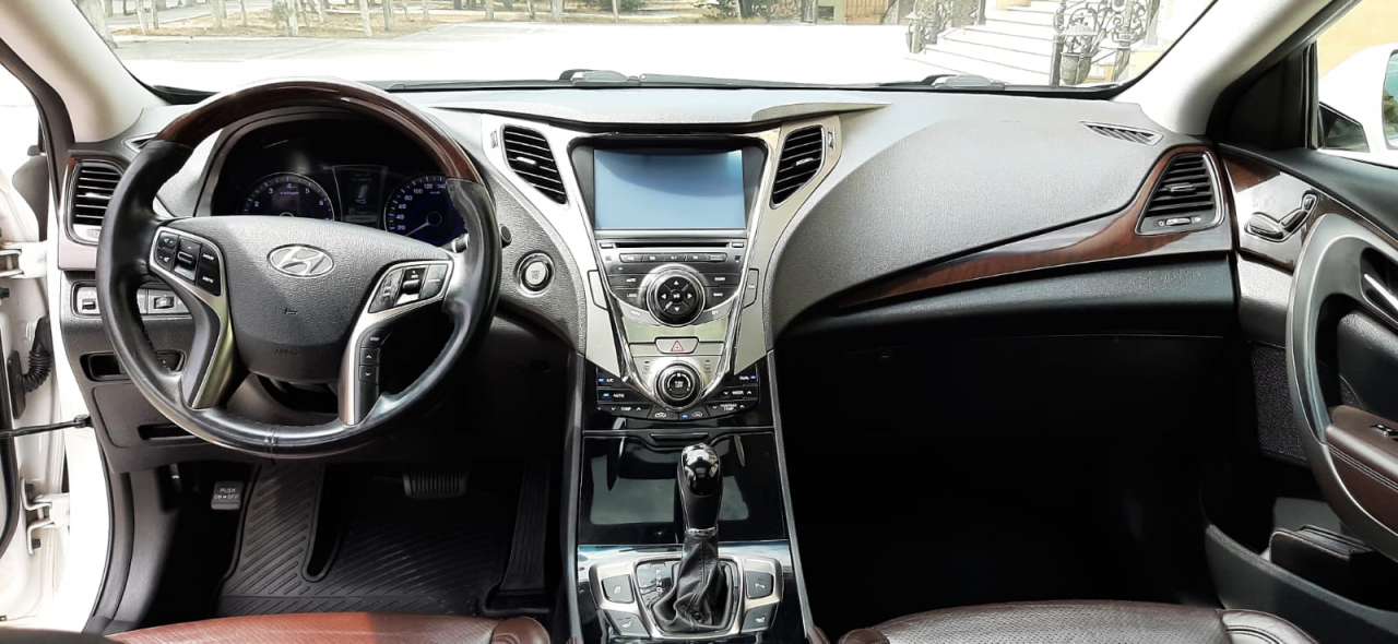 Hyundai Azera, 2012 il, 2.4 L, 196 000 km