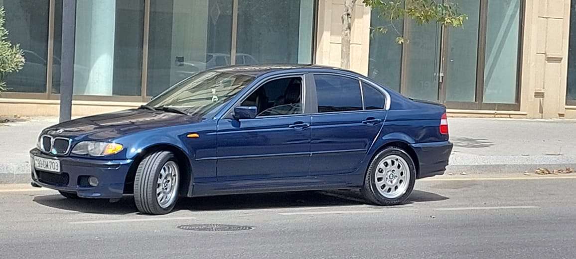 BMW 320, 2000 il, 2.2 L, 393 000 km