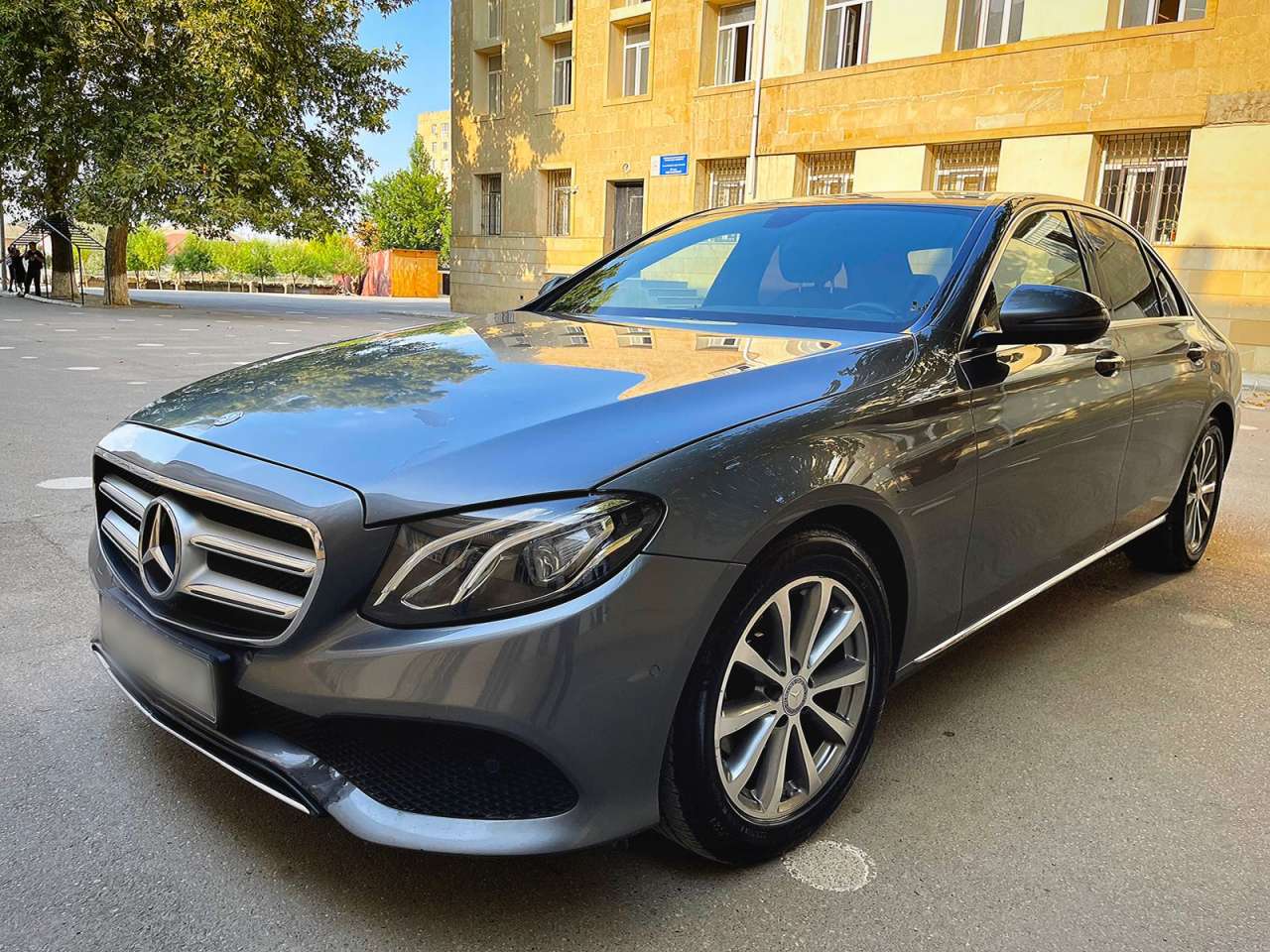 Mercedes E 200, 2016 il, 2.0 L, 226 000 km