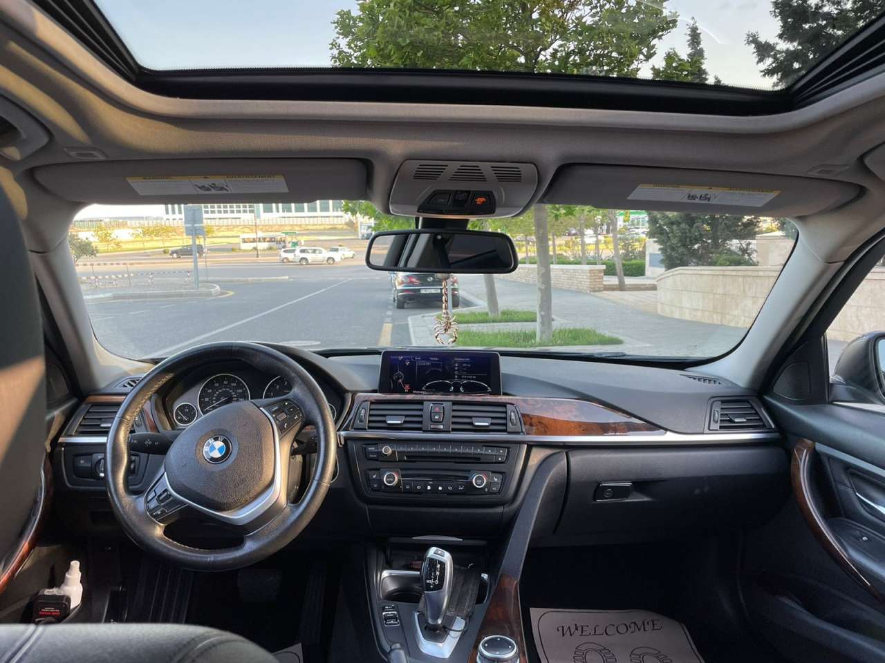 BMW 328, 2013 il, 2.0 L, 187 000 km