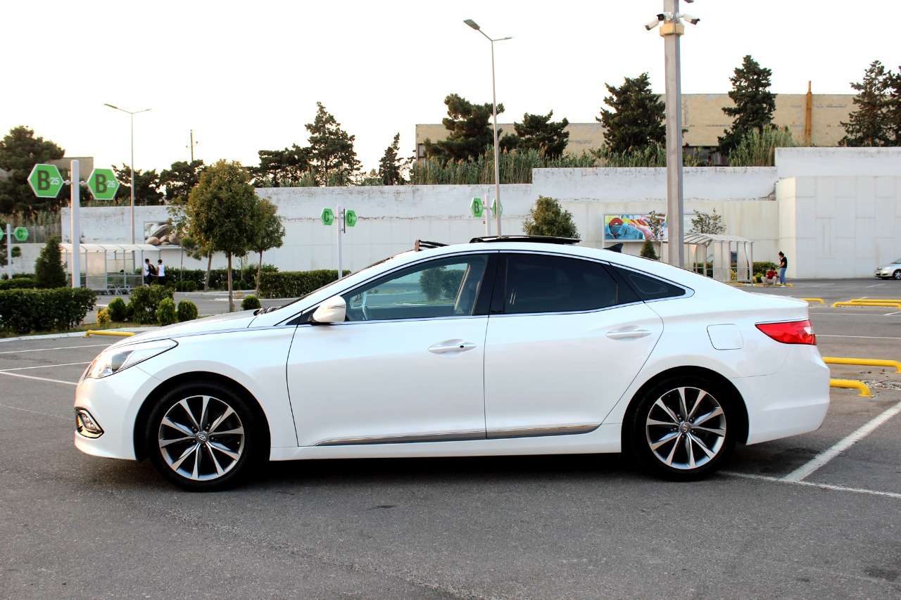 Hyundai Grandeur, 2014 il, 2.4 L, 48 500 km
