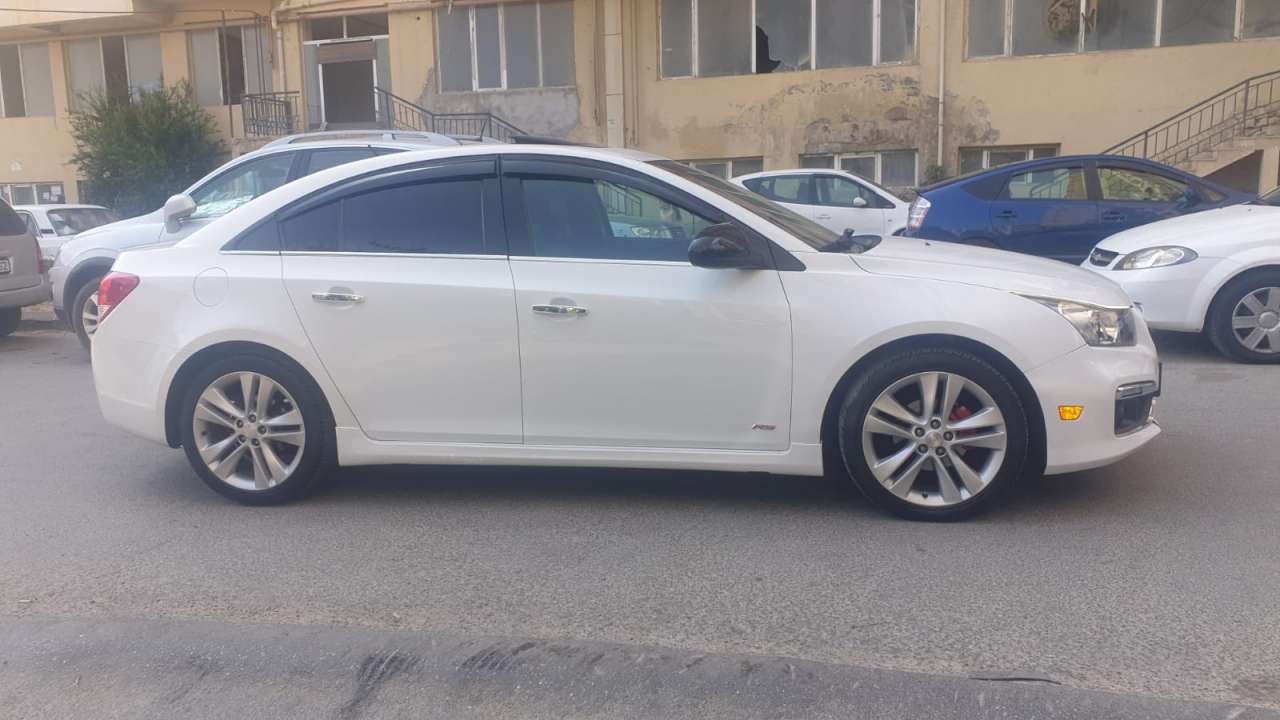 Chevrolet Cruze, 2015 il, 1.4 L, 160 000 km