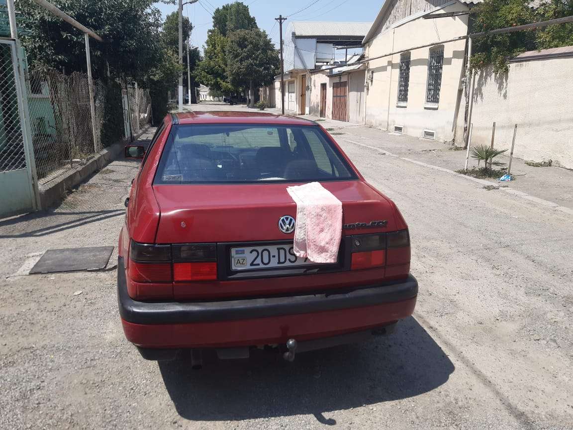 Volkswagen Vento, 1996 il, 1.8 L, 400 000 km