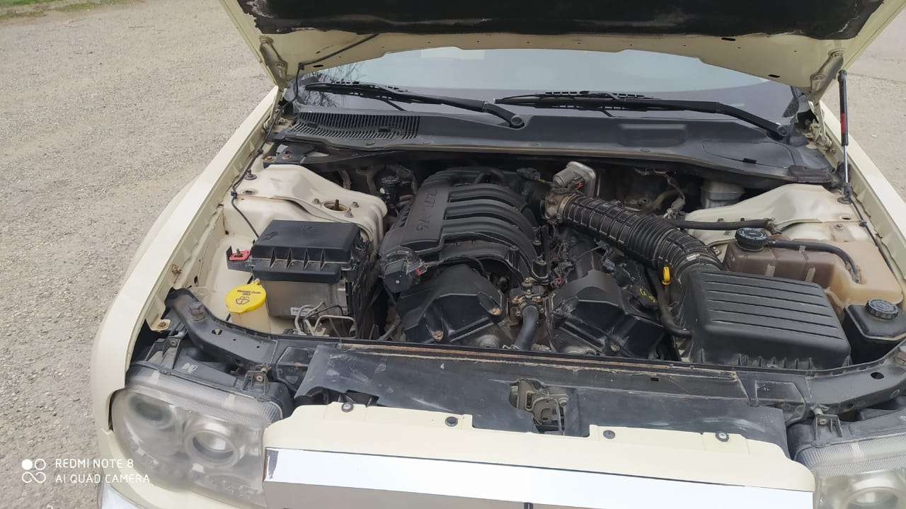 Chrysler 300, 2008 il, 2.7 L, 210 000 km