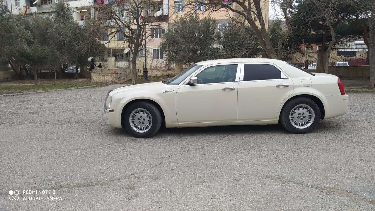 Chrysler 300, 2008 il, 2.7 L, 210 000 km