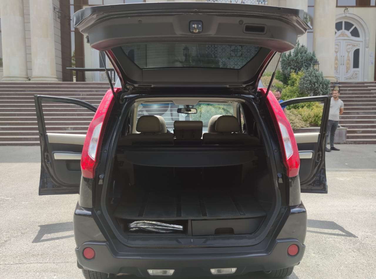 Nissan X-Trail, 2011 il, 2.5 L, 195 000 km