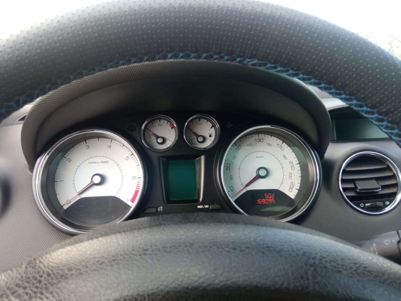 Peugeot 308, 2010 il, 1.6 L, 170 000 km