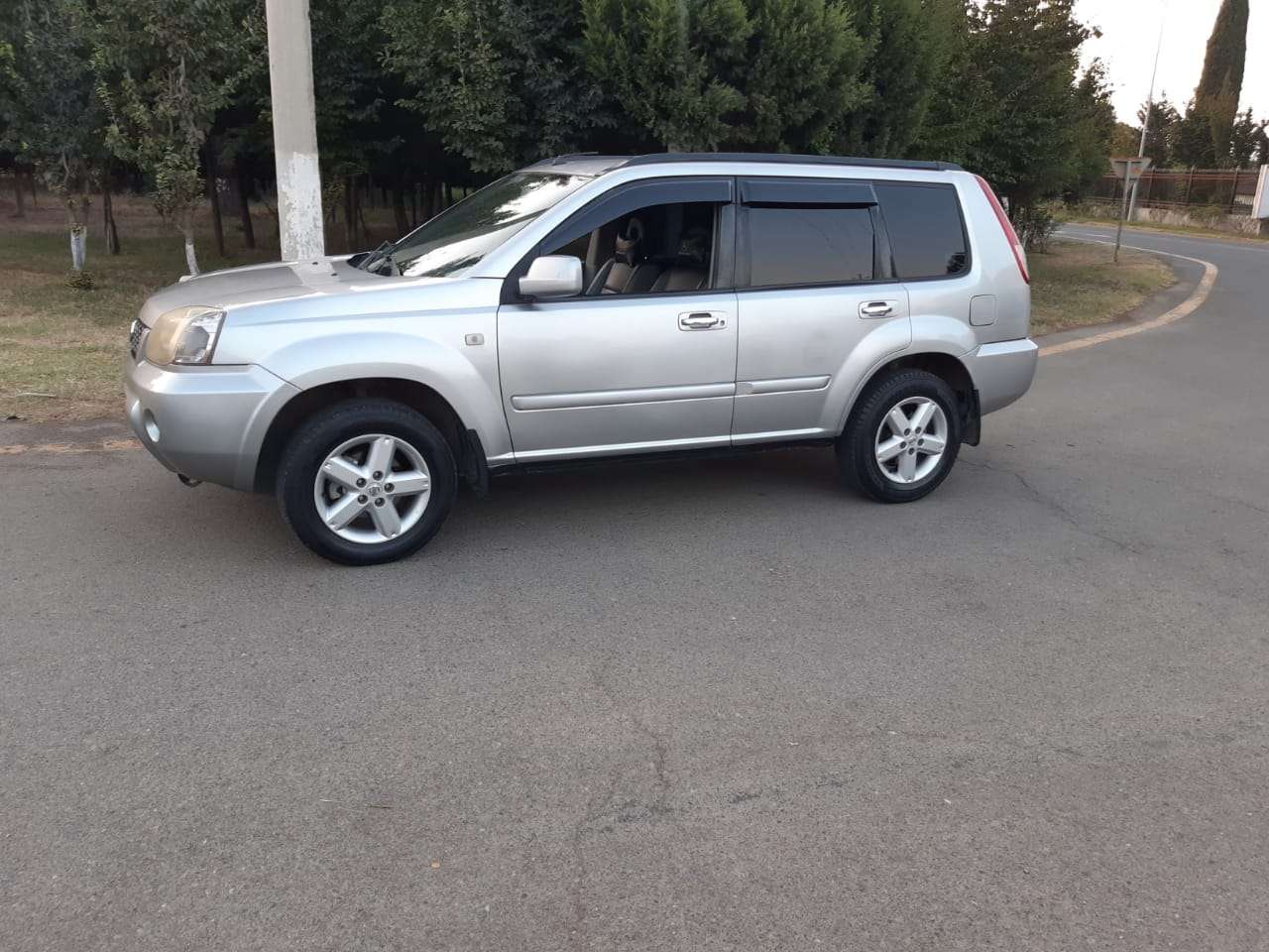 Nissan X-Trail, 2004 il, 2.0 L, 195 000 km