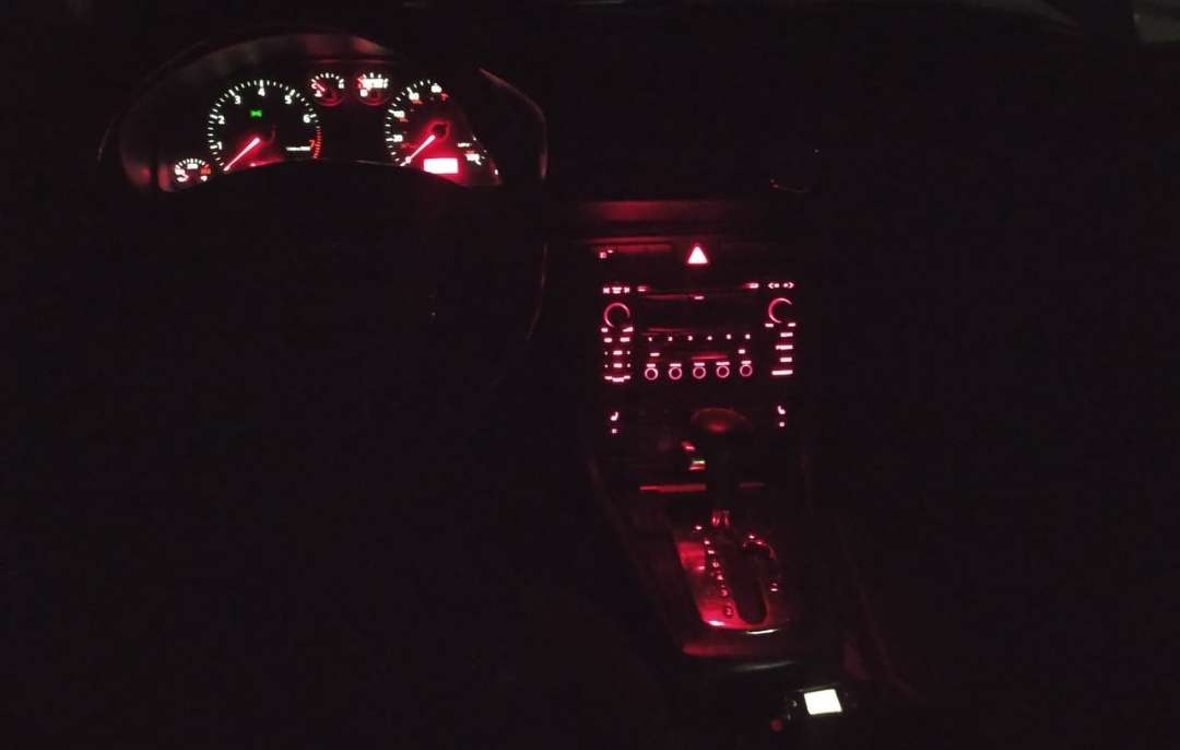 Audi A4, 2000 il, 1.8 L, 363 000 km