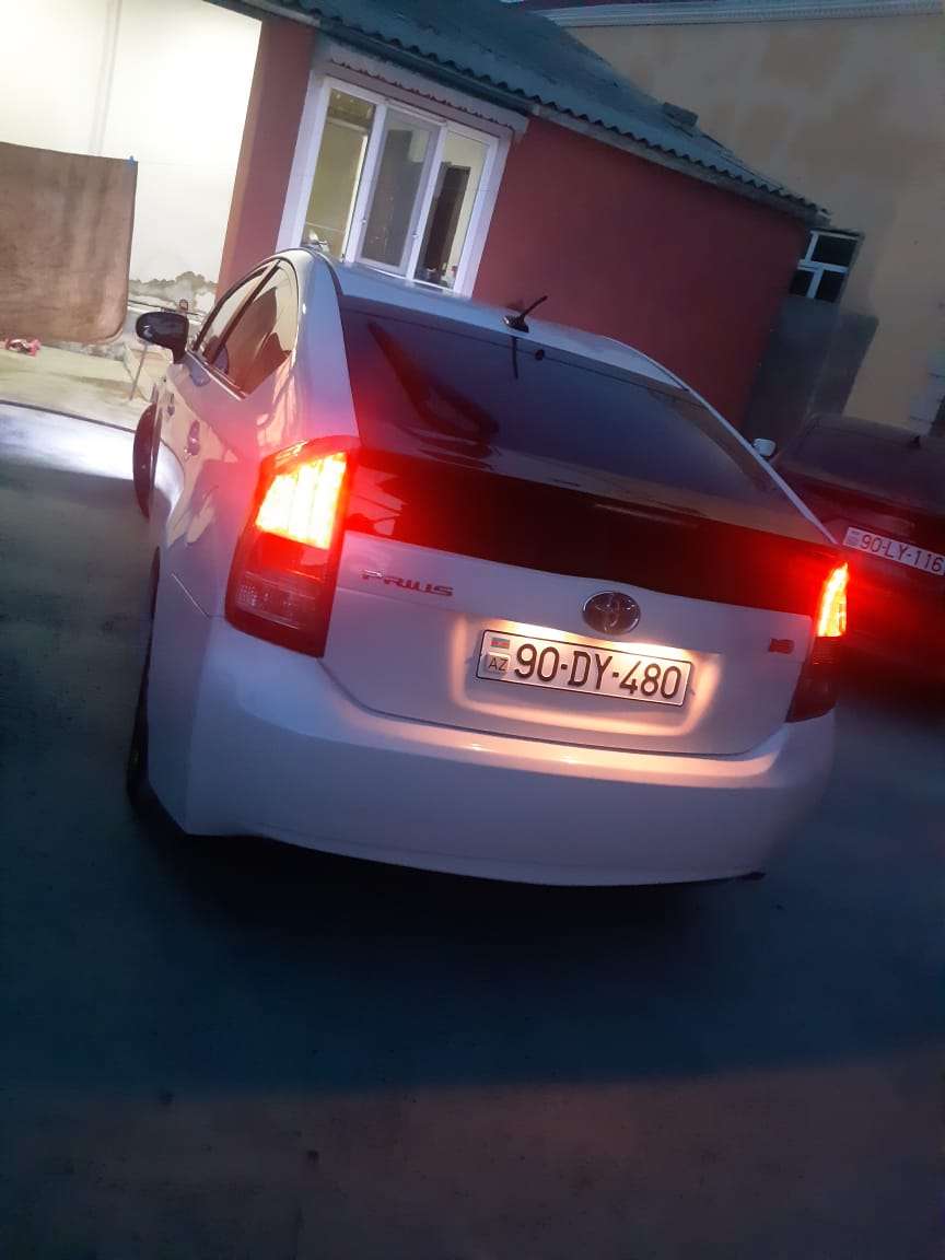 Toyota Prius, 2011 il, 1.8 L, 277 211 km