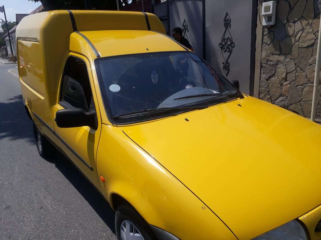 Ford Courier, 1998 il, 1.8 L, 250 000 km