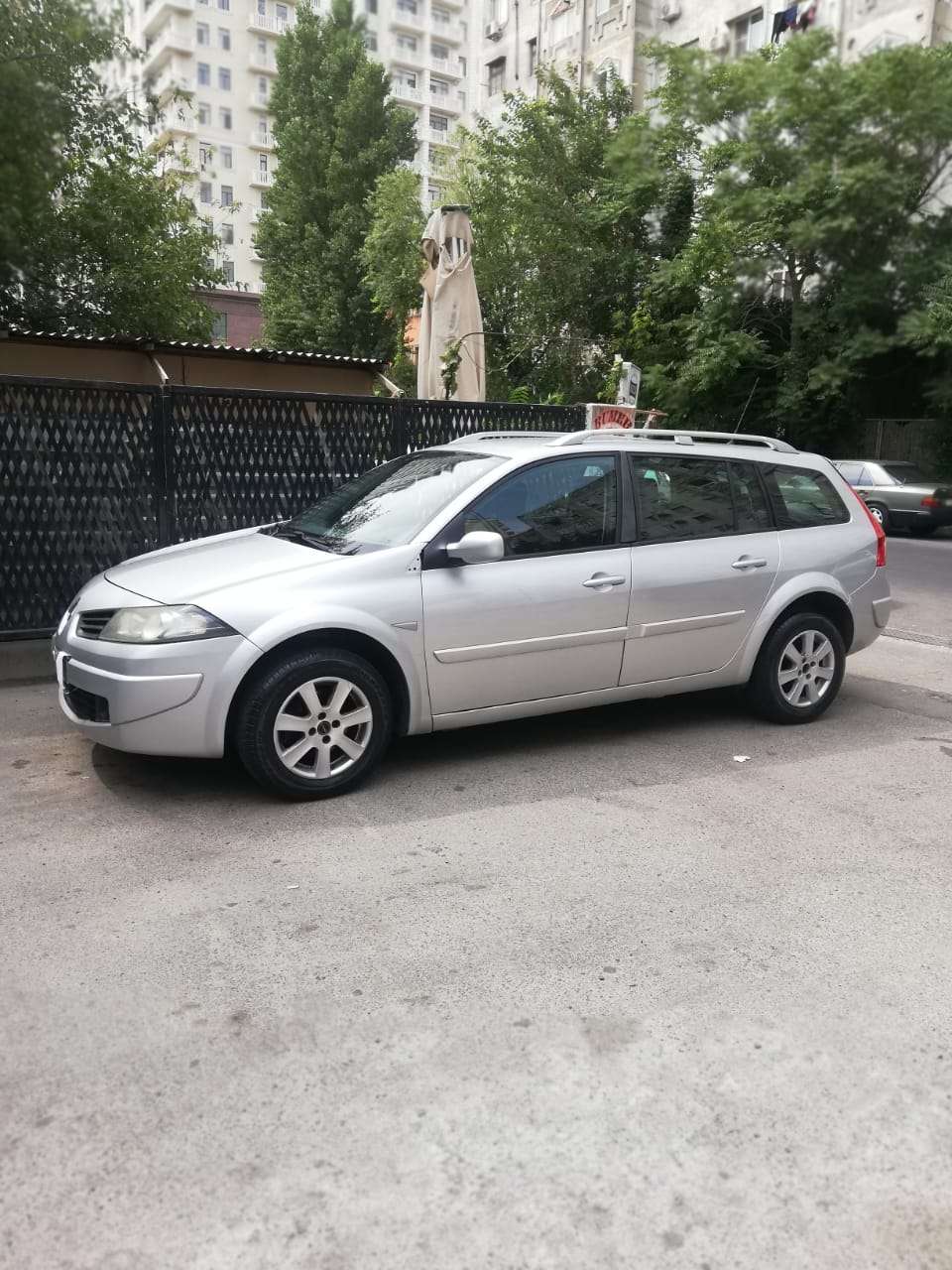 Renault Megane, 2009 il, 1.6 L, 295 000 km