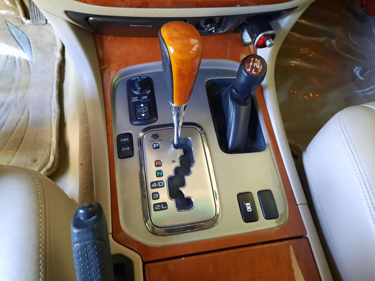 Lexus LX 470, 2007 il, 4.7 L, 220 094 km