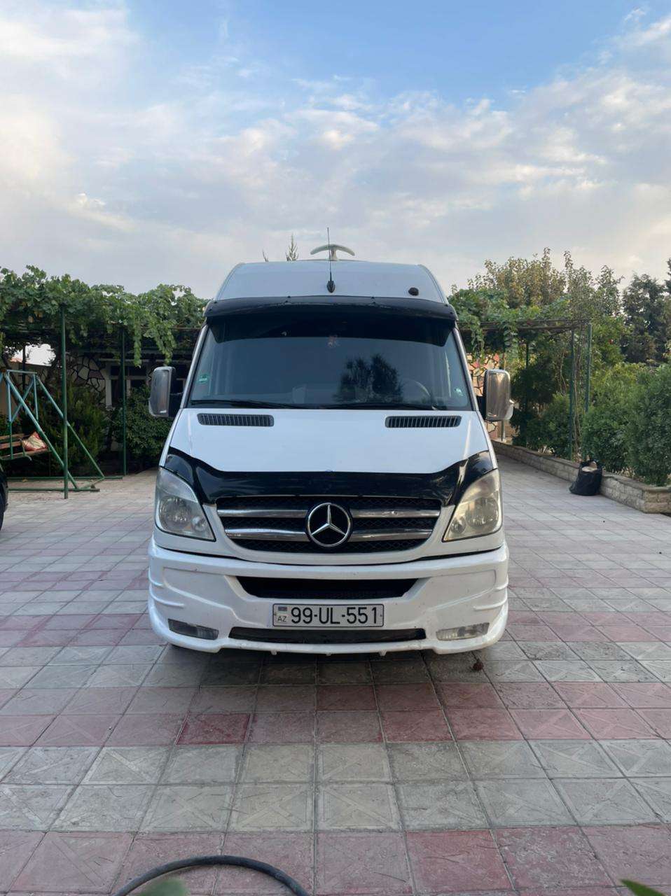 Mercedes Sprinter 208, 2007 il, 2.2 L, 400 000 km