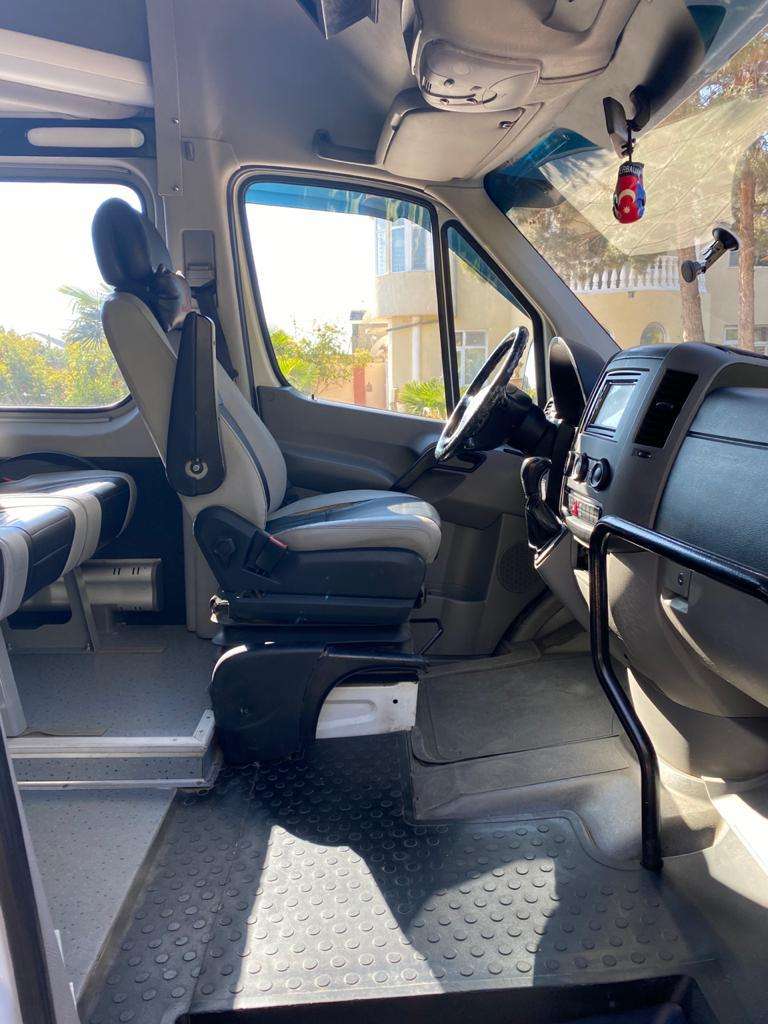 Mercedes Sprinter 208, 2007 il, 2.2 L, 400 000 km