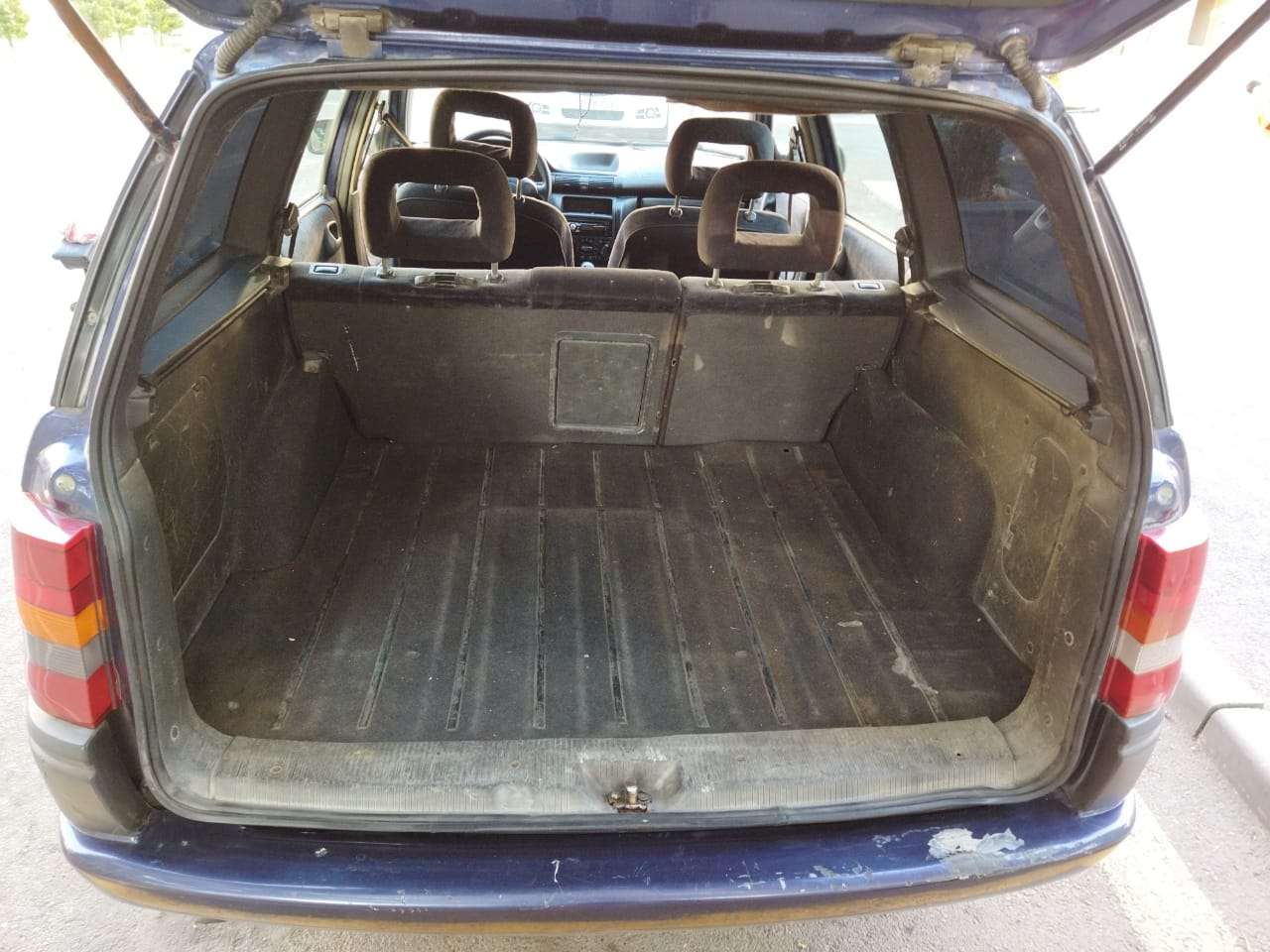 Opel Astra, 1996 il, 1.6 L, 300 000 km