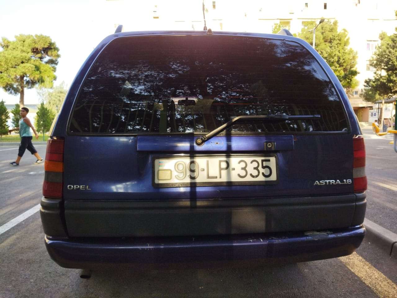 Opel Astra, 1996 il, 1.6 L, 300 000 km