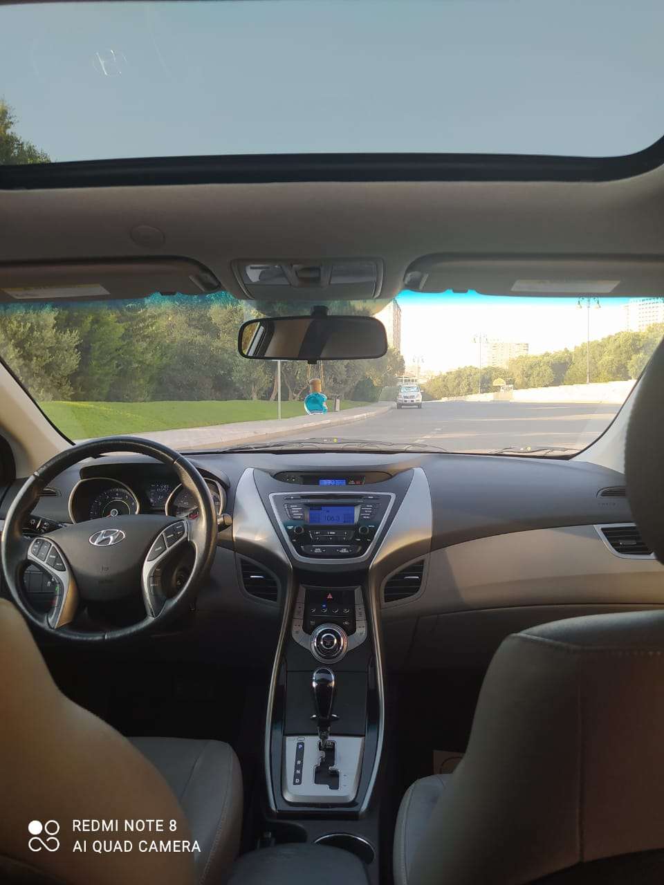 Hyundai Elantra, 2012 il, 1.8 L, 100 000 km