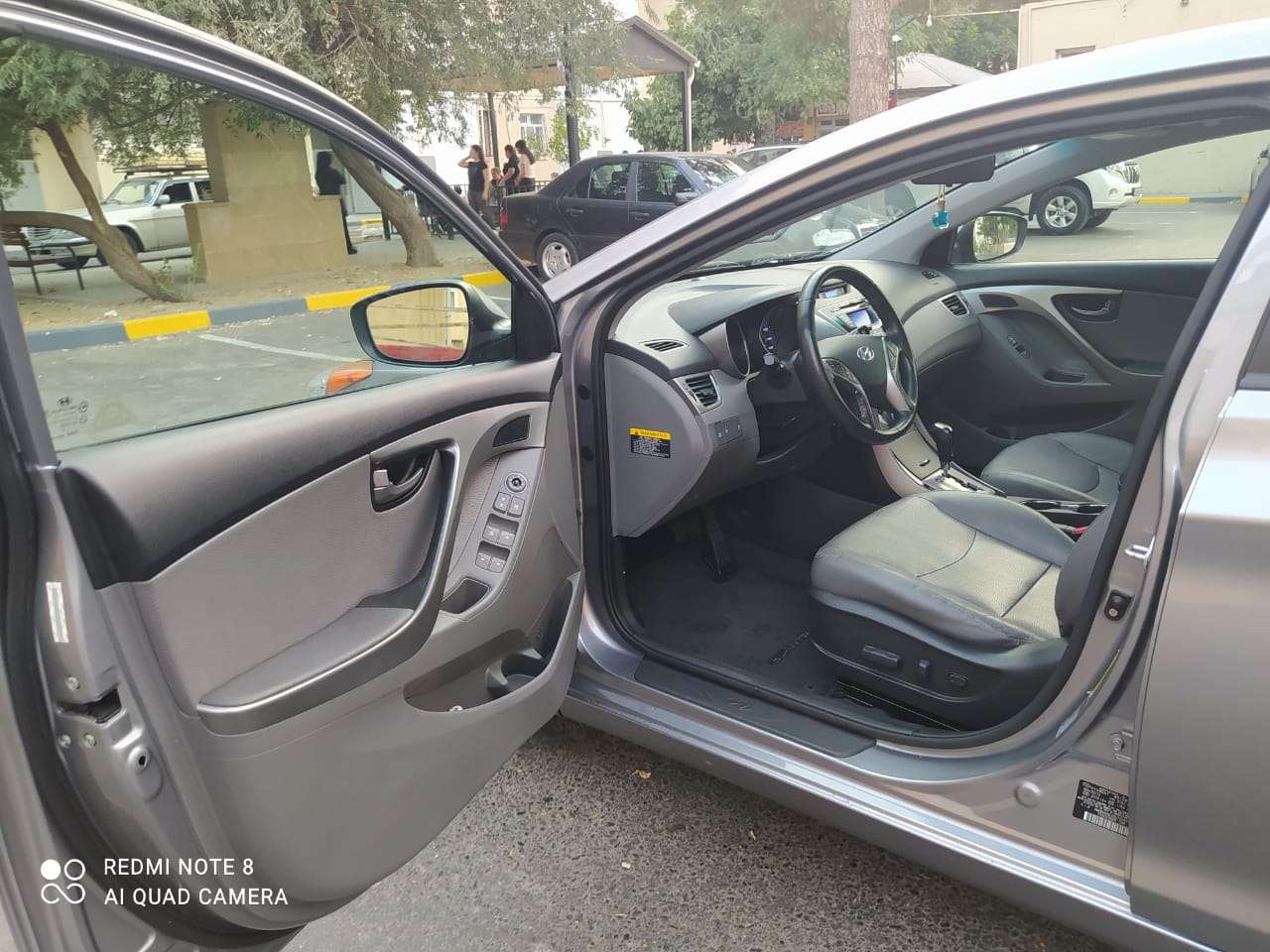 Hyundai Elantra, 2012 il, 1.8 L, 100 000 km