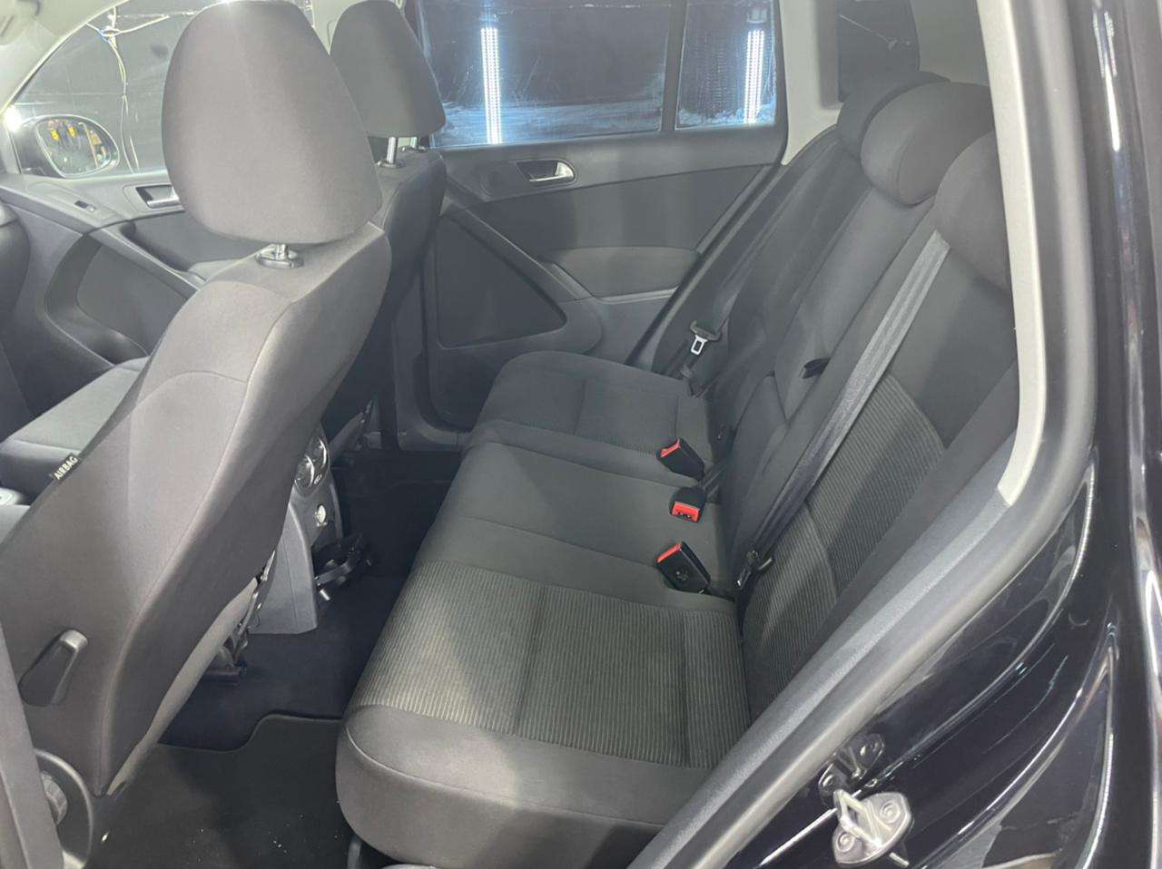 Volkswagen Tiguan, 2012 il, 2.0 L, 102 000 km