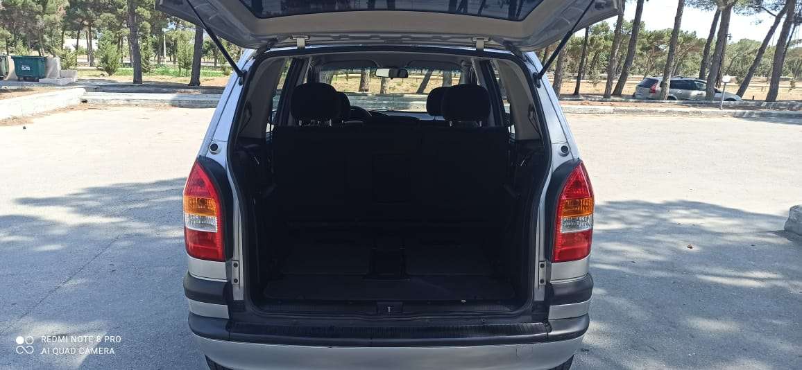 Opel Zafira, 2000 il, 2.2 L, 430 000 km