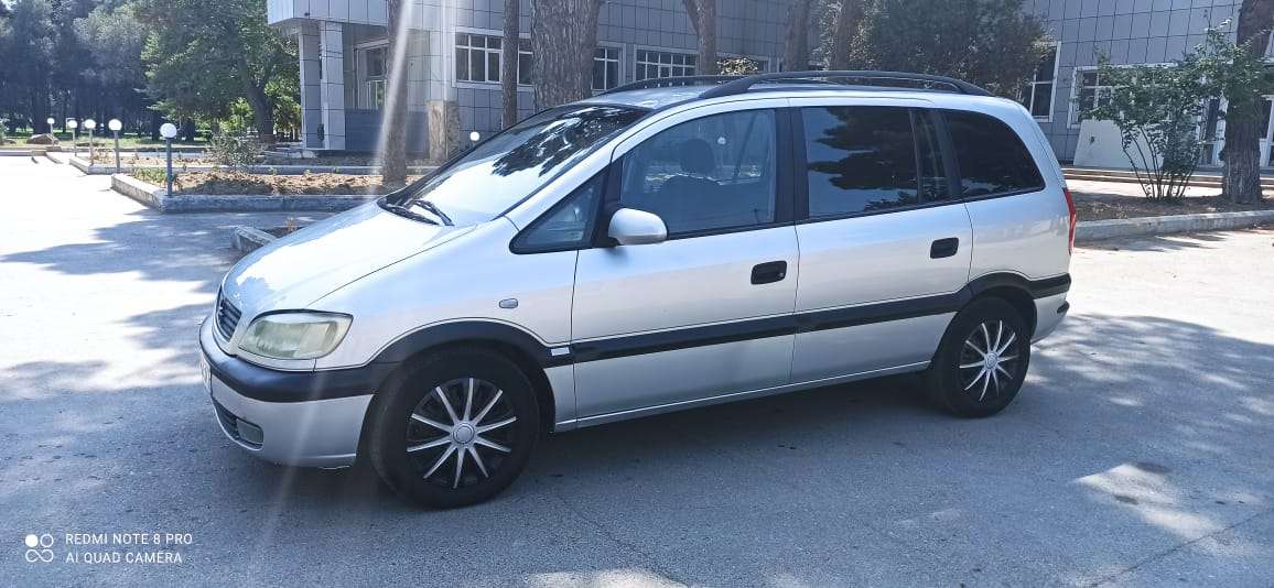 Opel Zafira, 2000 il, 2.2 L, 430 000 km