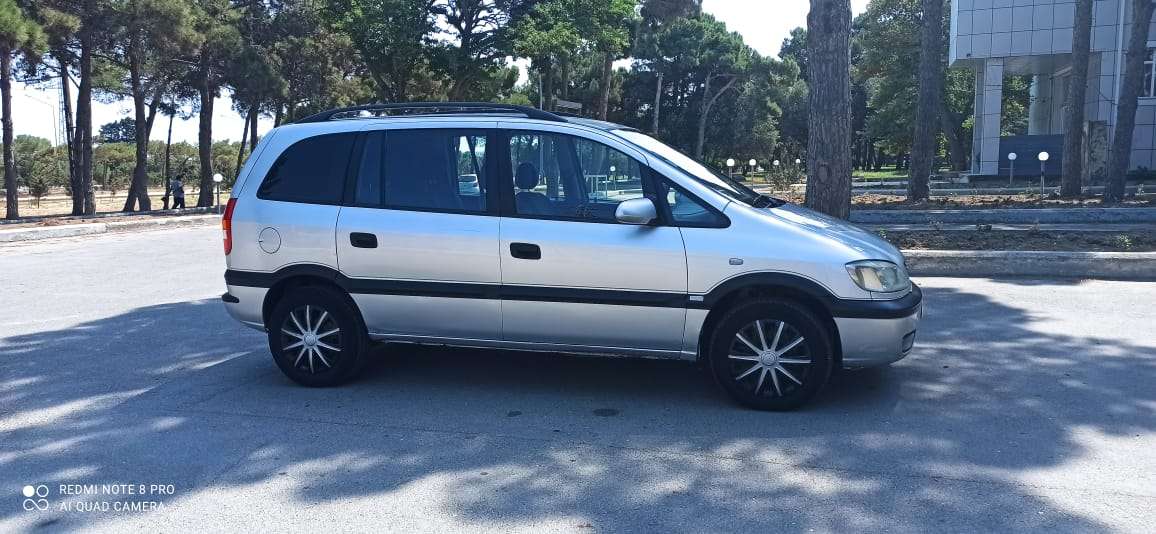 Opel Zafira, 2000 il, 2.2 L, 430 000 km