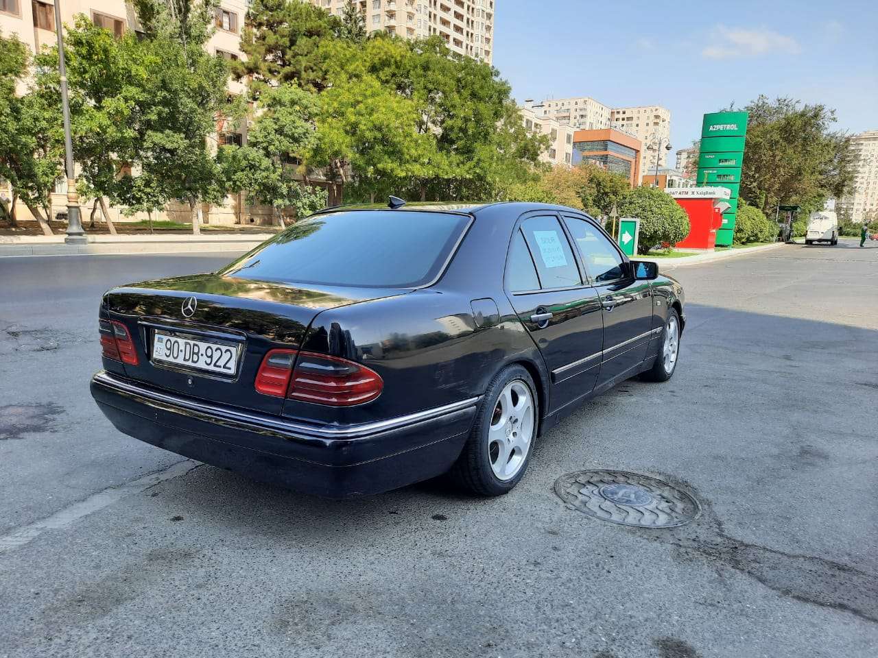 Mercedes E 230, 1996 il, 2.3 L, 380 000 km