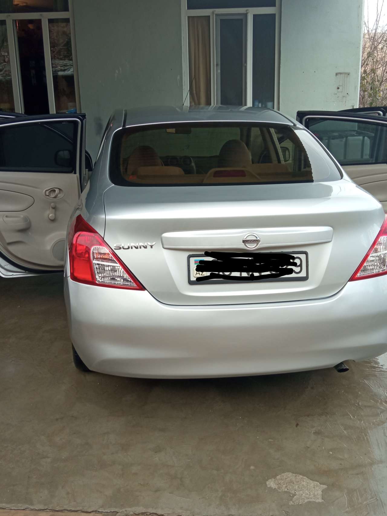 Nissan Sunny, 2012 il, 0.15 L, 160 000 km