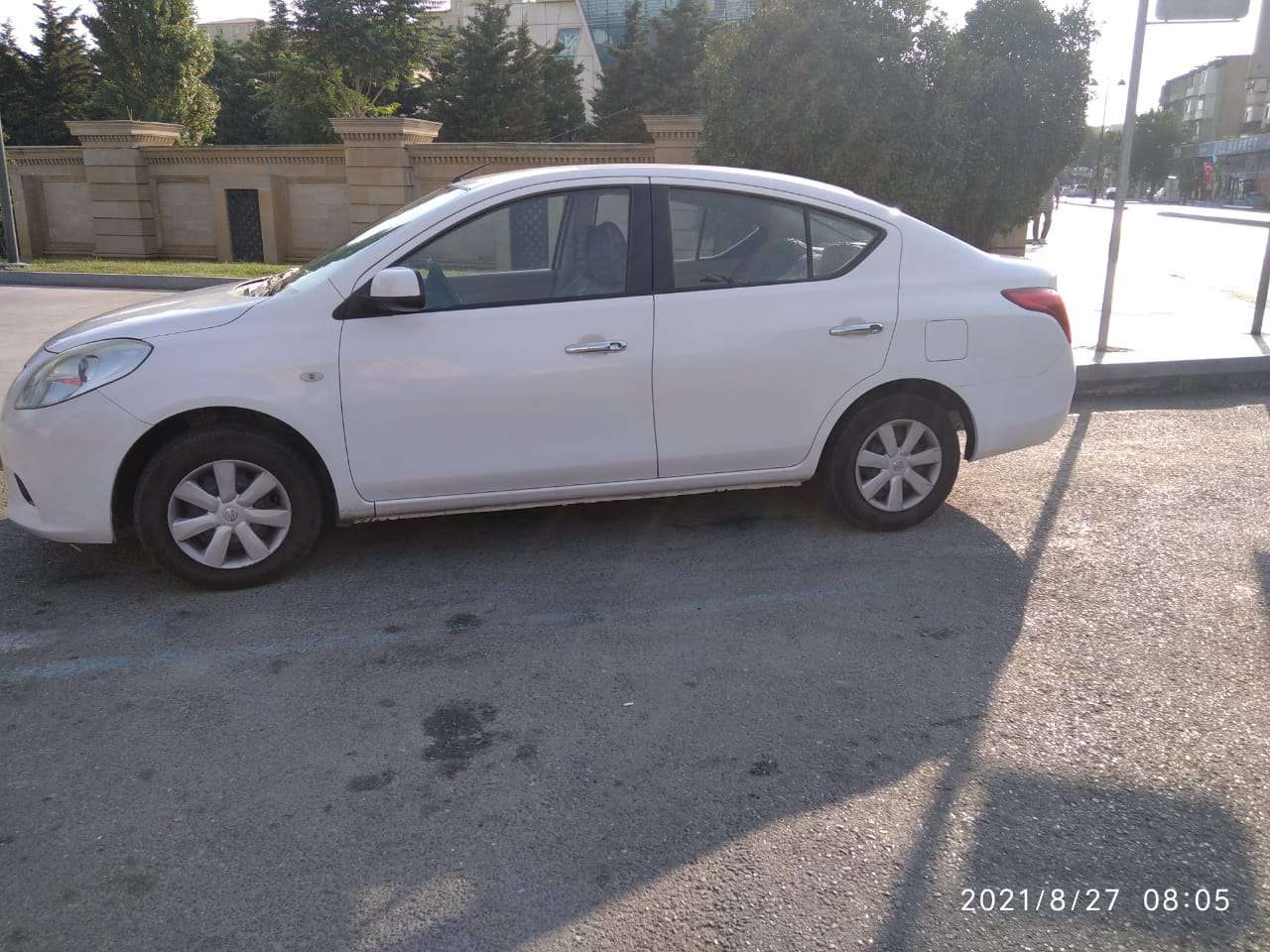 Nissan Sunny, 2013 il, 1.5 L, 216 000 km