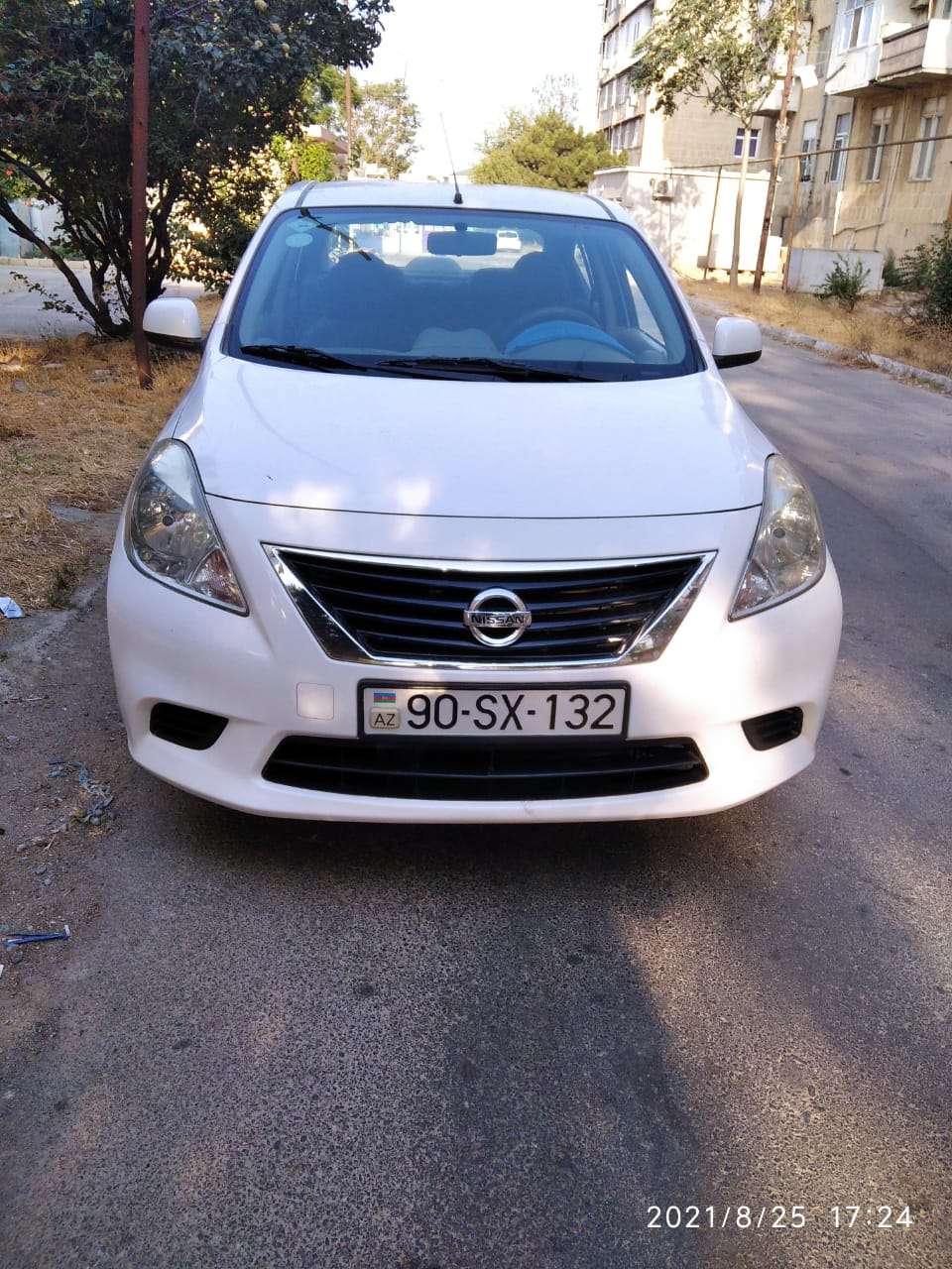 Nissan Sunny, 2013 il, 1.5 L, 216 000 km
