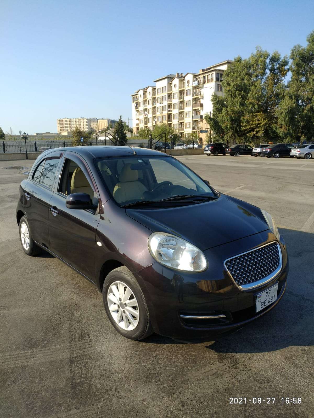 Nissan March, 2012 il, 1.2 L, 60 600 km