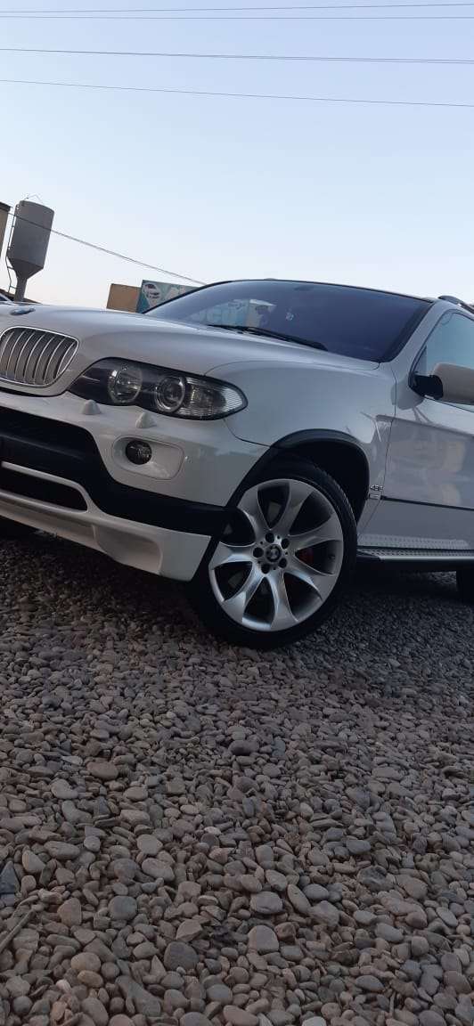 BMW X5, 2005 il, 4.8 L, 250 000 km