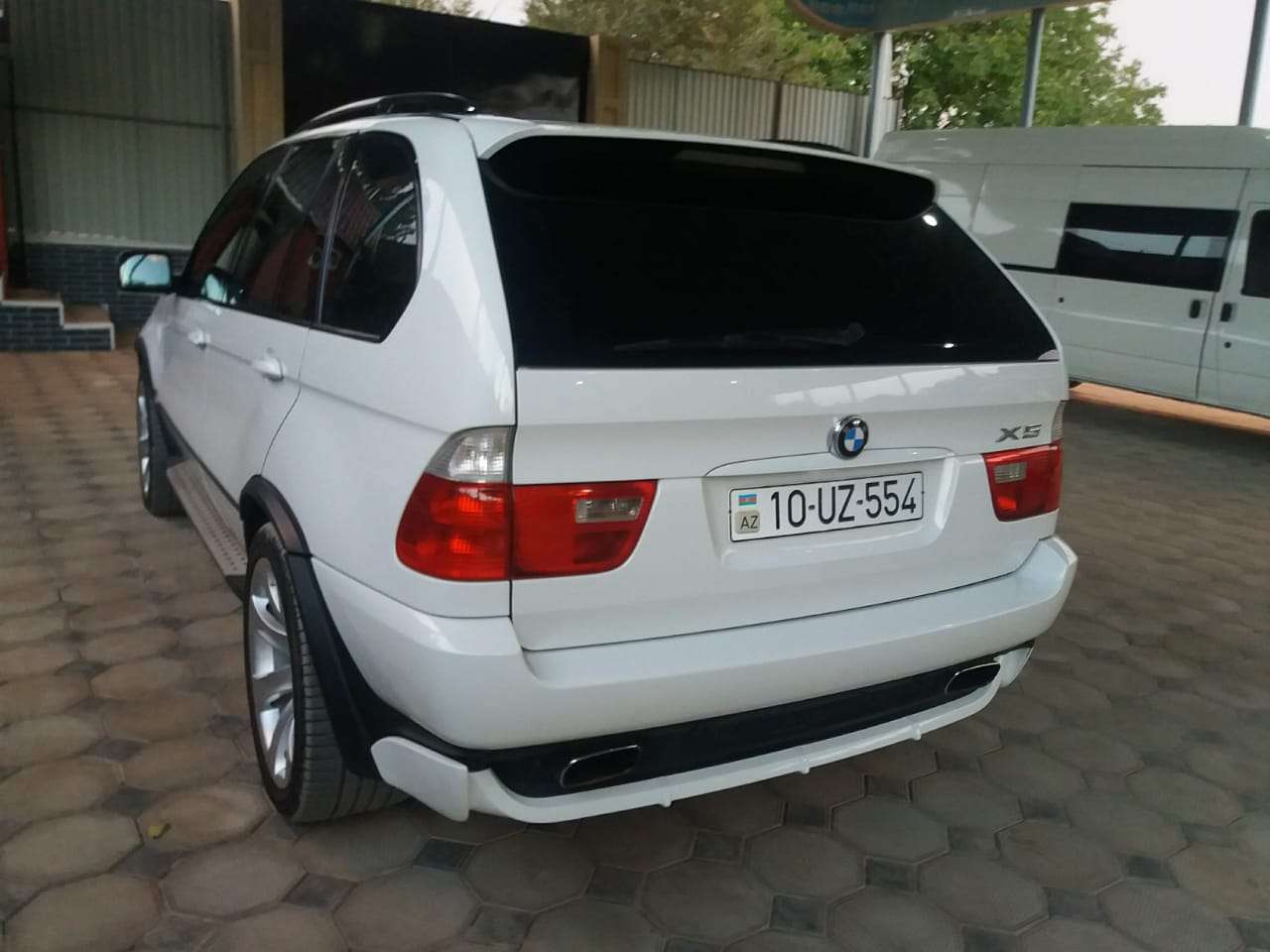 BMW X5, 2005 il, 4.8 L, 250 000 km